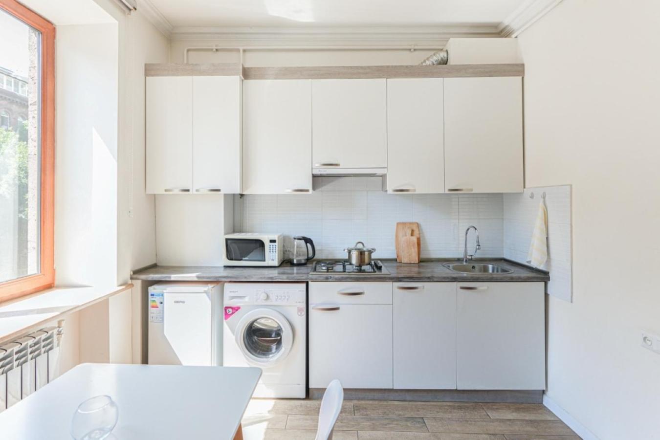 Ris Central Apartments Yerevan Ngoại thất bức ảnh